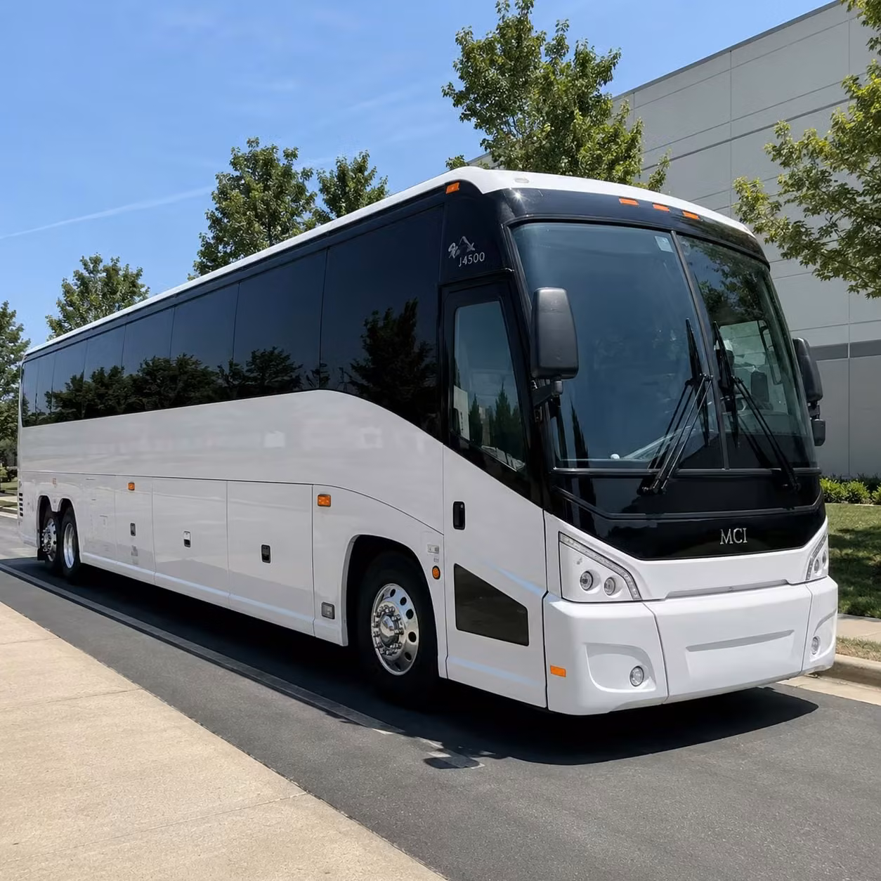 coachbussacramento com puts sacramento school and university groups on the road for long distance travel