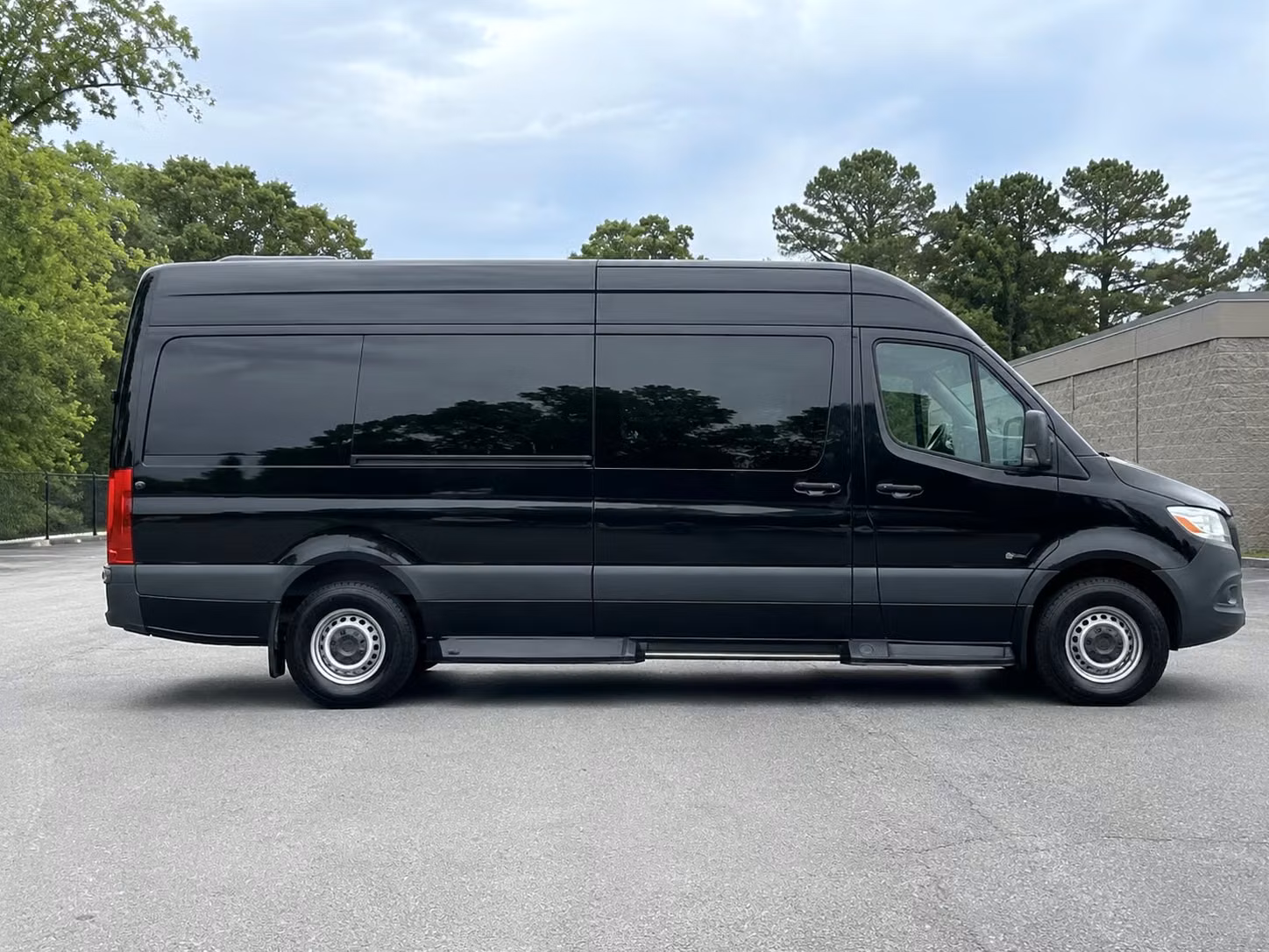 sprinter vans and limo buses for sacramento prom night upgrades